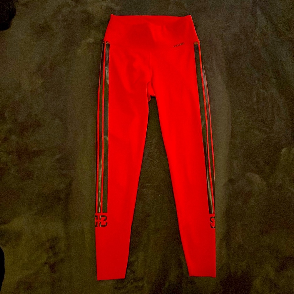 Women’s, BirdieBee capri leggings in size small.